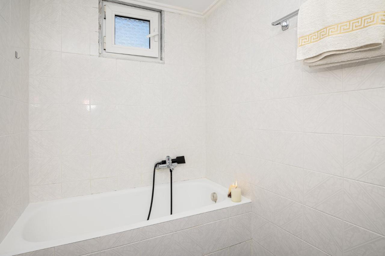 City Melody Apartment With Private Parking アレクサンドルポリス エクステリア 写真